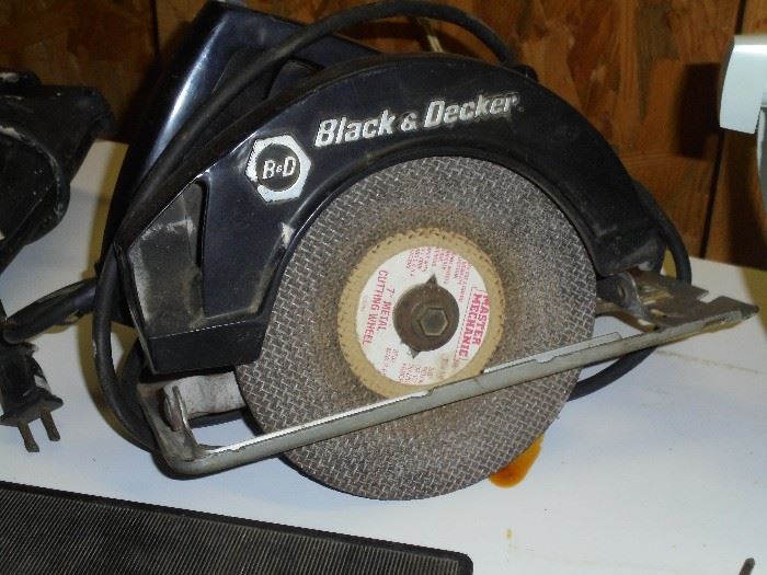 Black & Decker circular saw