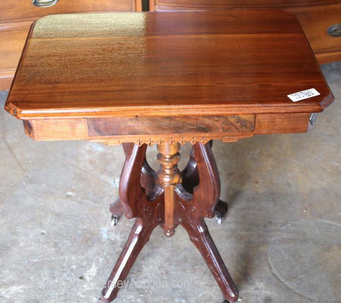 ANTIQUE Walnut Victorian Parlor Table
Located Inside – Auction Estimate $100-$300
