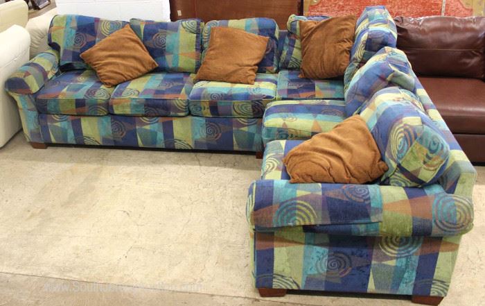 Contemporary Modern Design 3 Piece Sectional Sofa
Located Inside – Auction Estimate $200-$400
