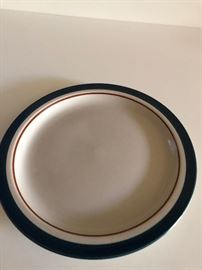 Finesse Tralee Stoneware service for 4 dinner plates, bowls, cups and saucers
