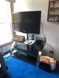 Flat screen TV with great stand