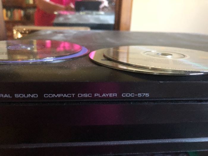 Yamaha CDC-575 Compact Disc Player