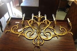 Gilt Metal Fancy Wall Sconce