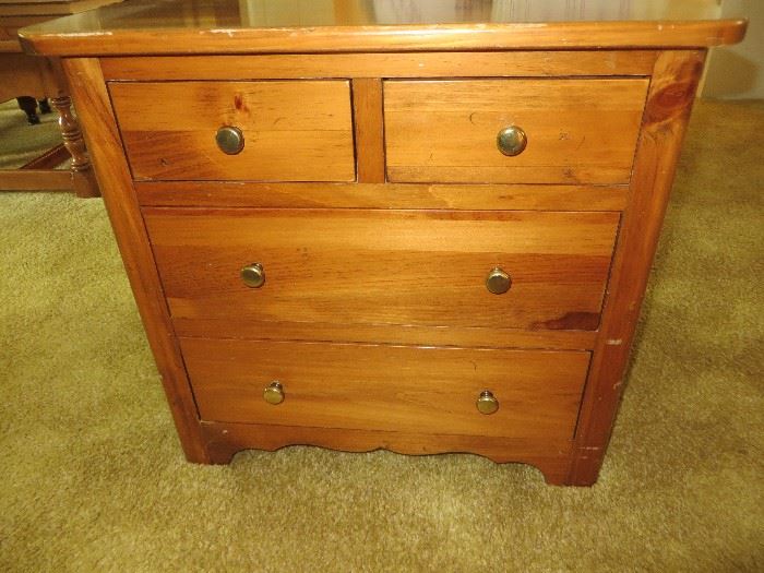SHALL CHEST WITH BRASS KNOBS
PENNSYLVANIA HOUSE FURNITURE
