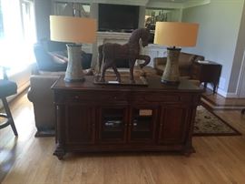Shenandoah Valley Furniture by Flexsteel console. Two large ceramic lamps.