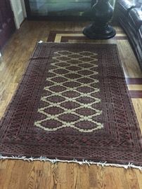 Beautiful wool and silk rug!