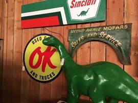 4 foot Sinclair Dino