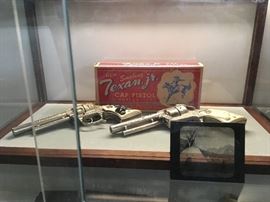 Toy cap guns with box