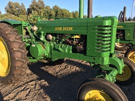 John Deere model AW restored