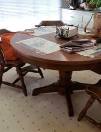 Maple kitchen table, leaves included, 4 captain chairs