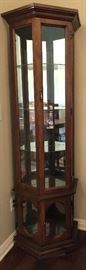 Curio Lighted w Glass Shelves