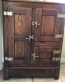 Icebox Antique Oak
