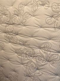 Mattress/BS Full w Bed Frame