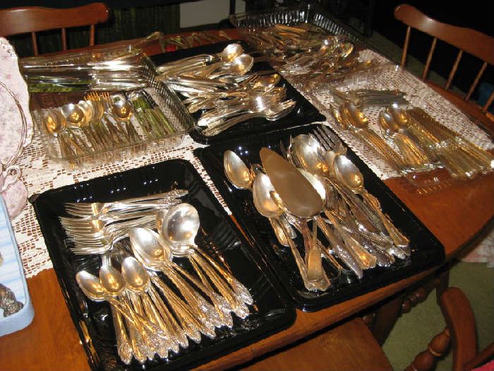 several plated sets and single pieces, demi, souvenir