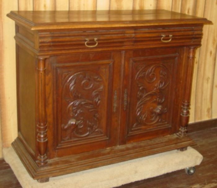 Cabinet w/Carved Doors