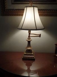 Adjustable arm lamp