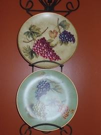 2 of 6 beautiful fruit plates 
