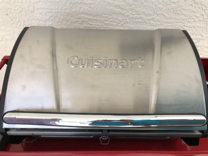TABLE TOP CUISINART GRILL - BRAND NEW