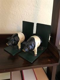 PIG BOOKENDS