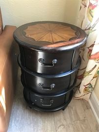 ROUND END TABLE W/ DRAWERS