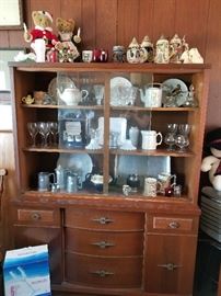 Cute mid-century china cabinet (great hardware), partial stein collection