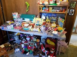 Lots of vintage toys