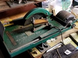 Covington's 10" Rock saw. Good working condition - will need belt soon.