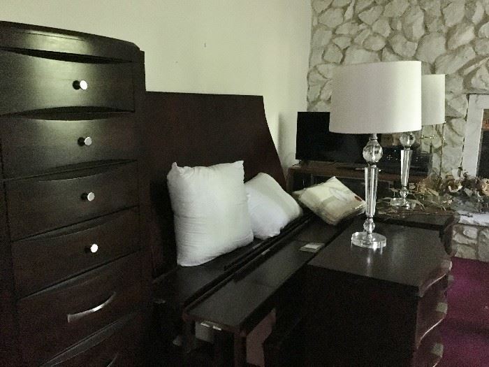 Cindy Crawford Home queen storage bed, nightstands, lamps, LG 32" flat screen TV,  and Casana chest of drawers!