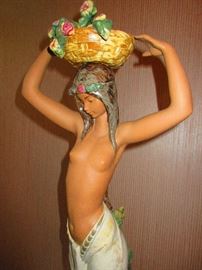 Detail of Large Lladro of Hawaiian Beauty