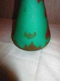 Signature of Leaf Motif Vase signed Richard