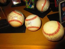 Autographed Baseballs 