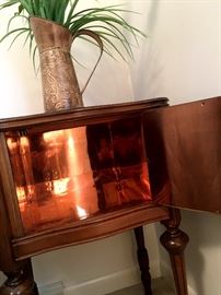 Copper Lined Smokers Stand...
