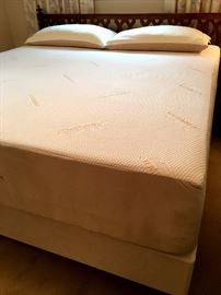 Tired?...Me Too!...This Tempur-Pedic Mattress Looks Like It Just Got Dropped Off...Like New!...