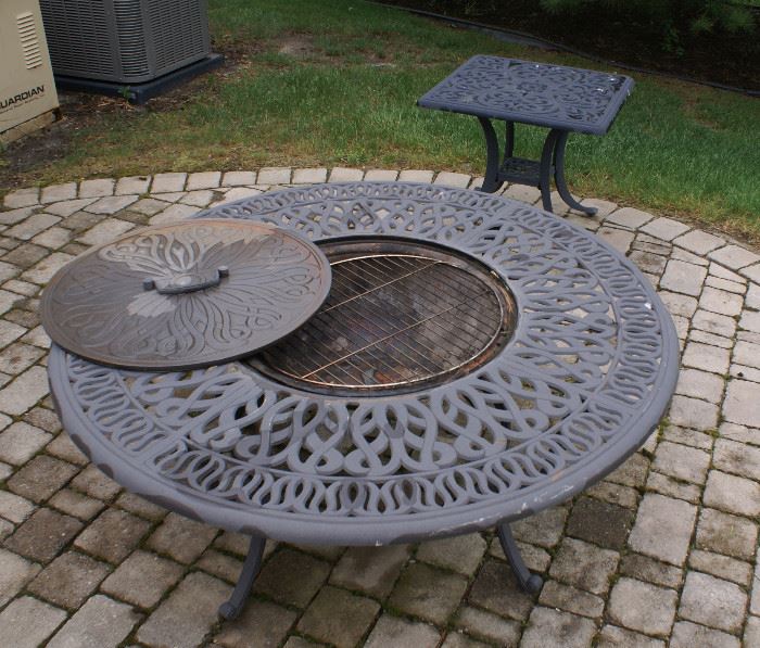 Outdoor Free Standing Copper & Iron Fire Pit 