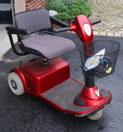 VICTORY PRIDE 3-Wheel Electric Scooter Full Size Power Wheelchair RED Works Great 