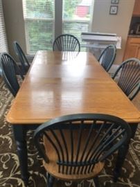 Large Dining Room /Kitchen Table w/6 Chairs 