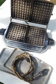 Vintage waffle maker with accessories!