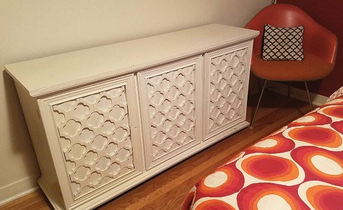 Cool 1970s entertainment hutch/cabinet