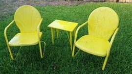 pair of patio chairs and matching table (goes with glider)