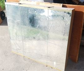 Large vintage medicine cabinet with 3 mirrored doors