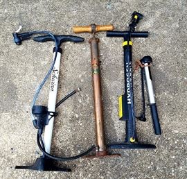 bicycle pump assortment (incl fame pump and vintage pump)