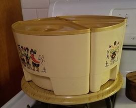 German container set on lazy susan