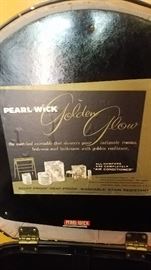 Pearlwick clothes hamper
