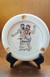 Trader Vics tiki ashtray