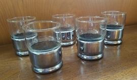 Insulated cocktail glasses