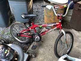 many bikes all in very good condition