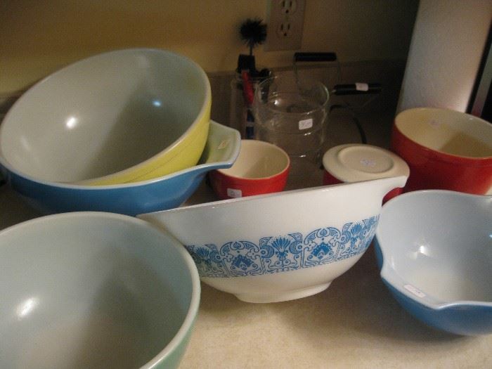 pyrex bowls