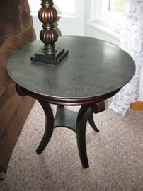 nice painted round table