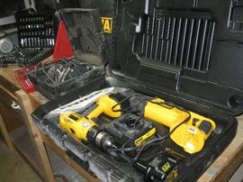 DeWalt Cordlesss Clutch Driver Drill Set, Power & Hand Tools