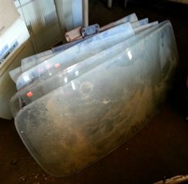 I believe these to be vintage windows from Volkswagon